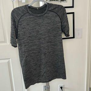 Lululemon Men’s Polo T-Shirt